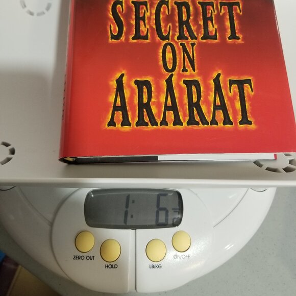 "The Secret on Ararat" by Tim LaHaye and Bob Phillips, EUC - Picture 11 of 11